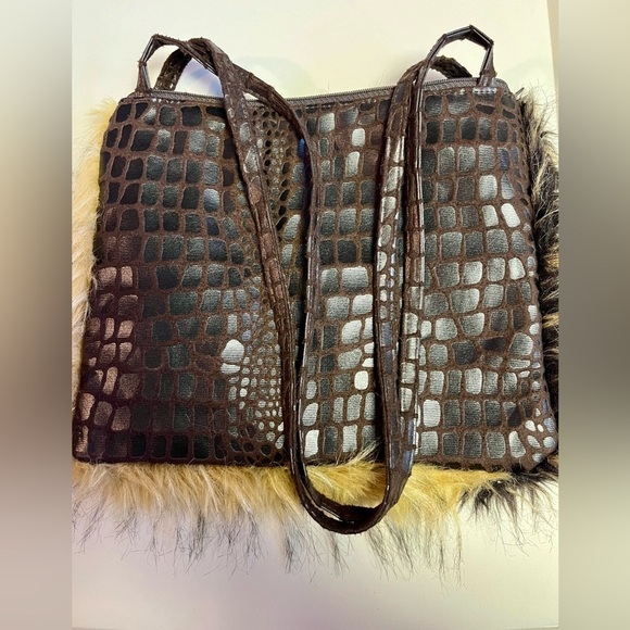 Rare Find Over the Shoulder Purse 
Fur and Leather - Picture 5 of 6